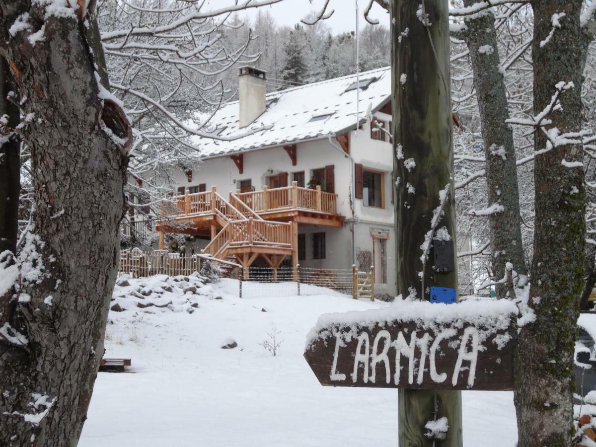 Maison D'Hotes L'Arnica La Bréole Exterior foto